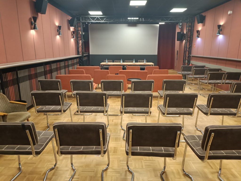 Kleiner Saal bestuhlt